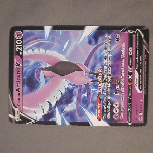 articuno v pokemon card Pokemon Chilling Reign Galarian Articuno V #169 main image 1